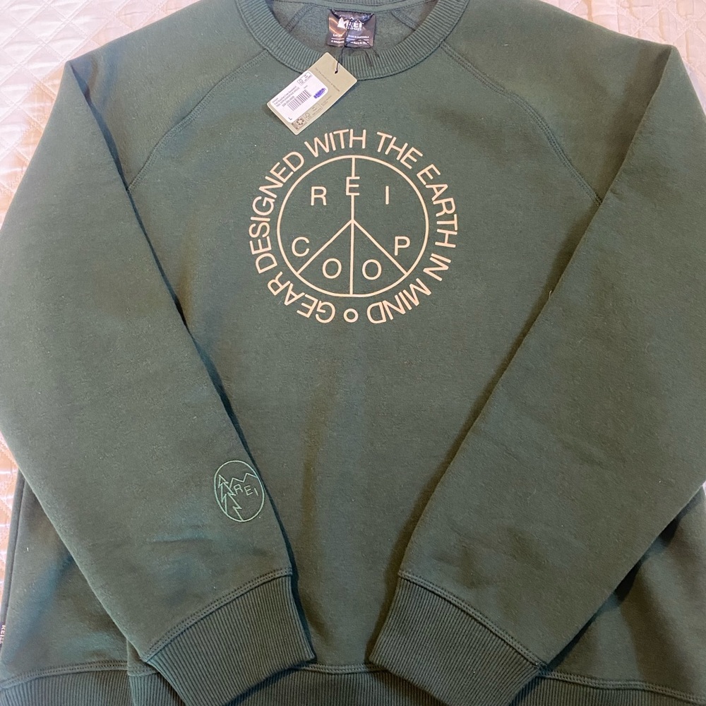 NWT Crew Neck Sweatshirt